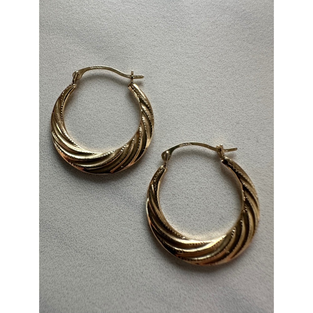 Vintage 10K Yellow Gold Twisted Shrimp Hoop Earrings Israel 0.60g 20mm